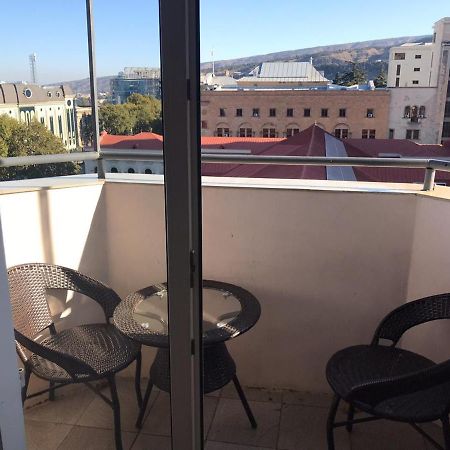 Rustaveli Apartment City Centre 第比利斯 外观 照片