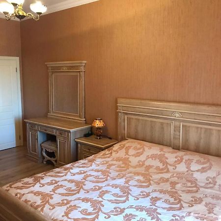 Rustaveli Apartment City Centre 第比利斯 外观 照片