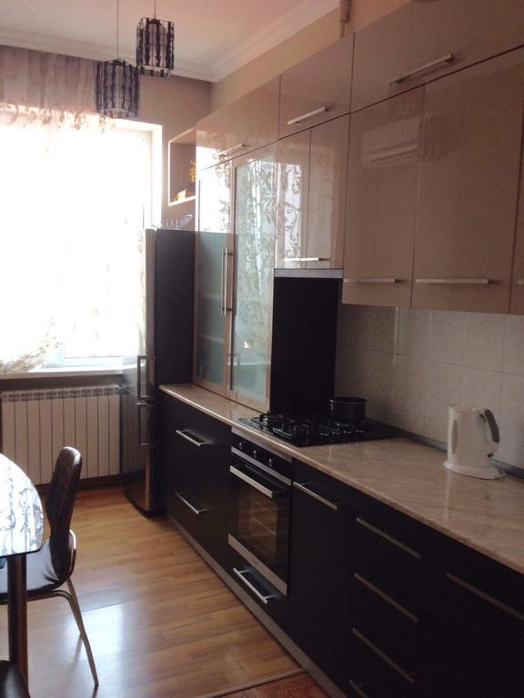 Rustaveli Apartment City Centre 第比利斯 外观 照片