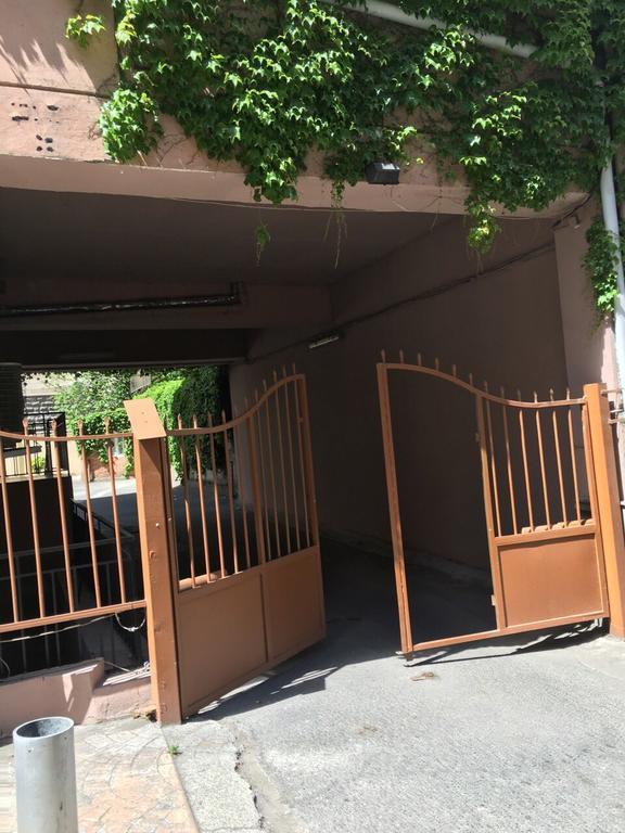Rustaveli Apartment City Centre 第比利斯 外观 照片