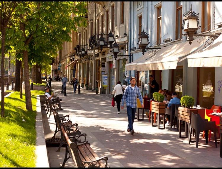 Rustaveli Apartment City Centre 第比利斯 外观 照片
