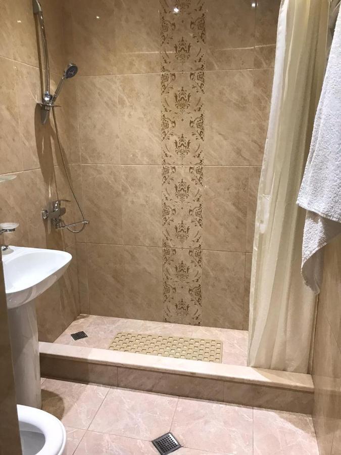 Rustaveli Apartment City Centre 第比利斯 外观 照片