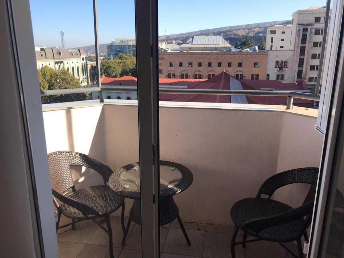 Rustaveli Apartment City Centre 第比利斯 外观 照片