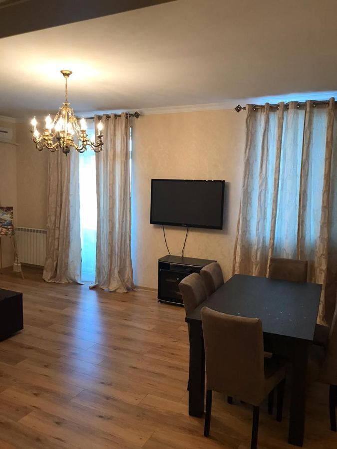 Rustaveli Apartment City Centre 第比利斯 外观 照片