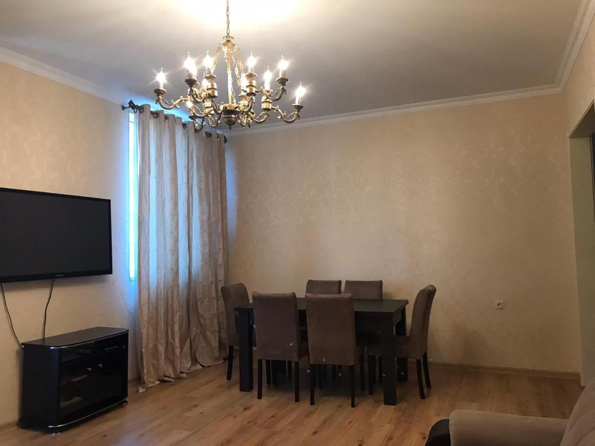 Rustaveli Apartment City Centre 第比利斯 外观 照片